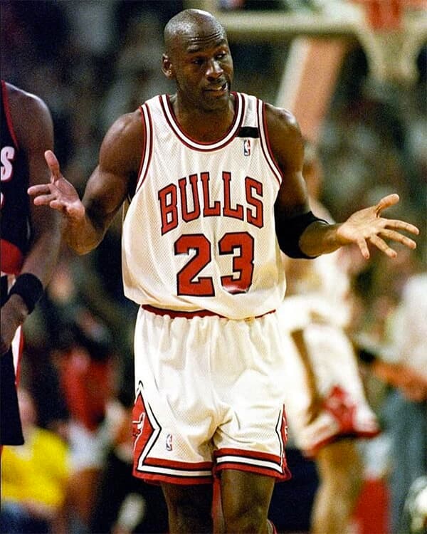 Michael Jordan Shrug Game