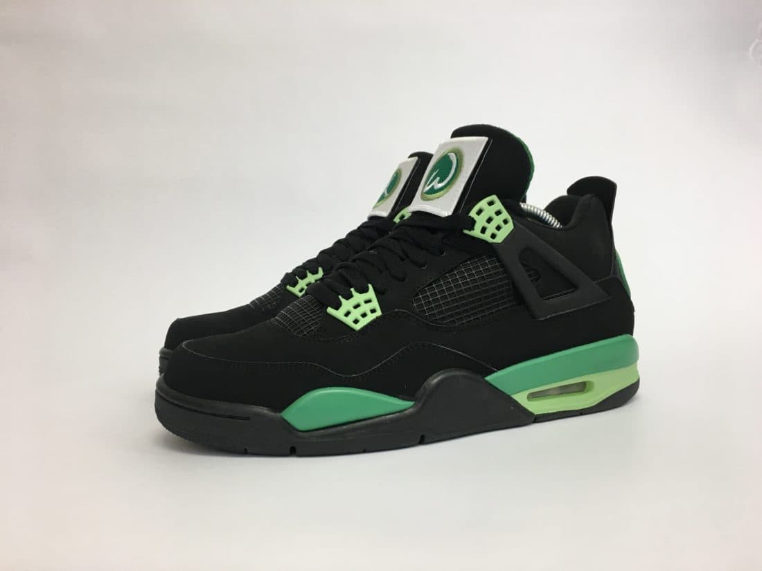 Jordan 4 "Wahlburgers" by Mache