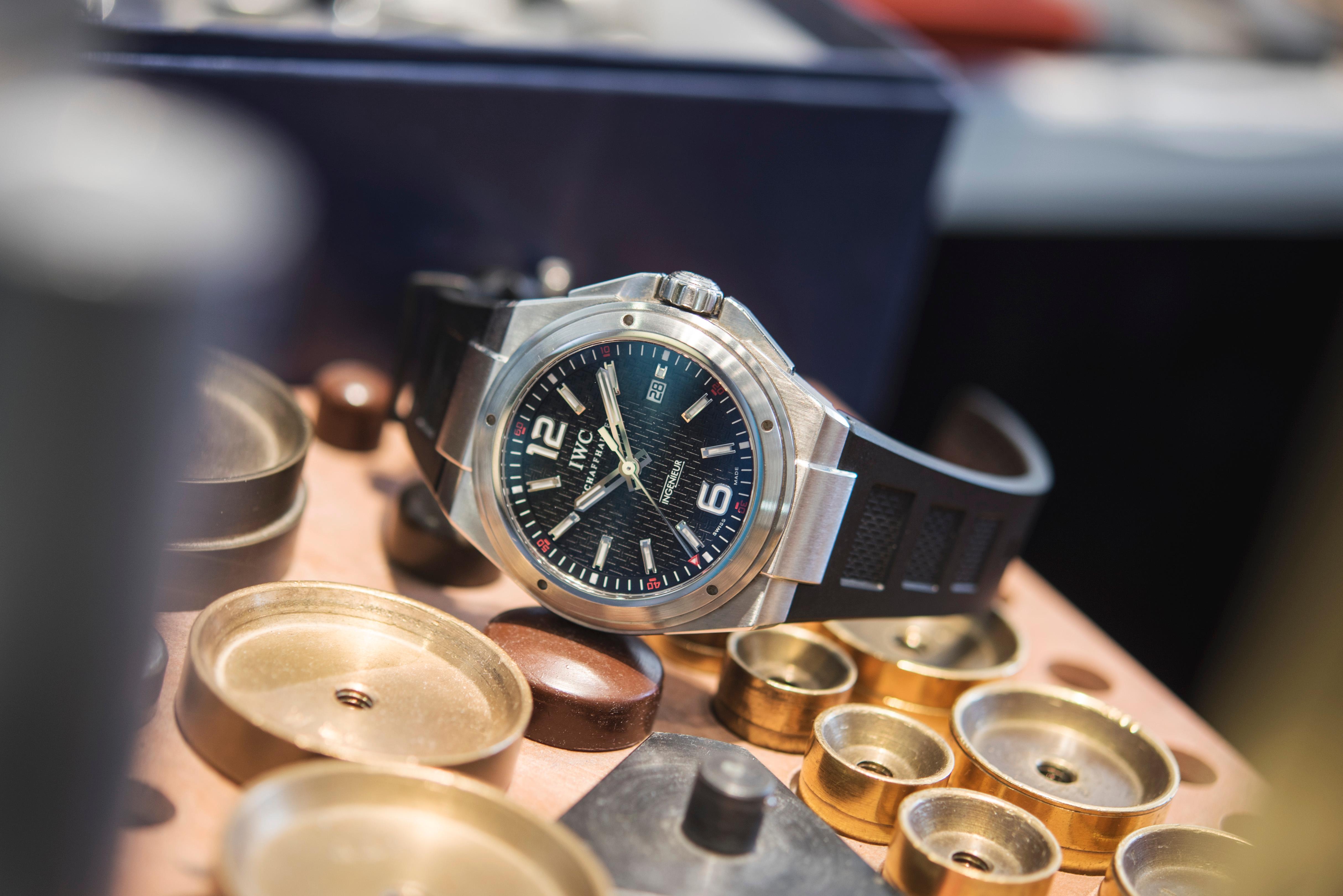 StockX Image IWC Ingenieur with integrated bracelet