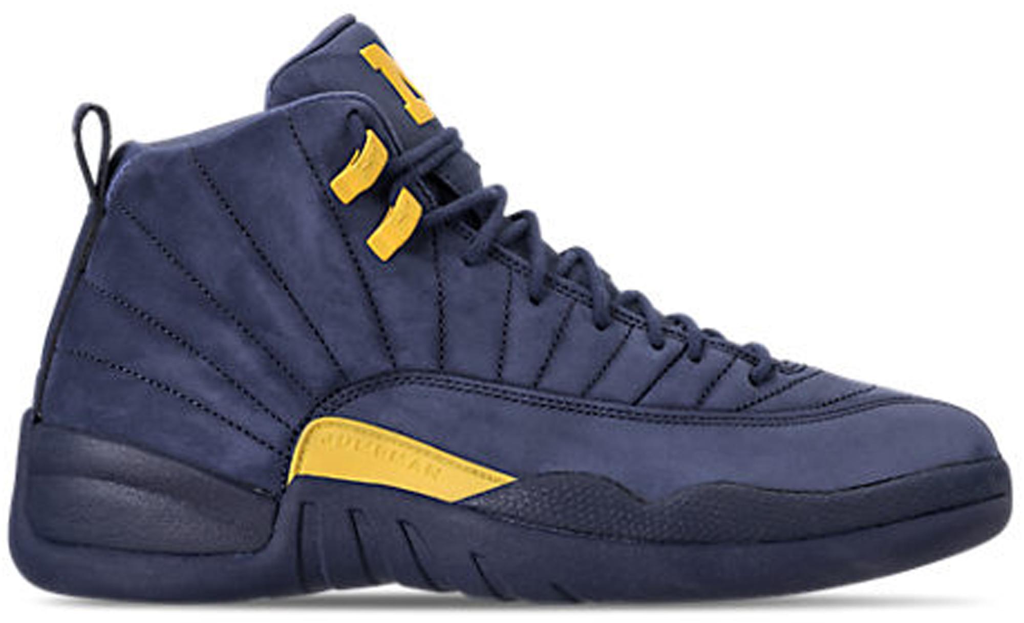 Air Jordan 12 Michigan