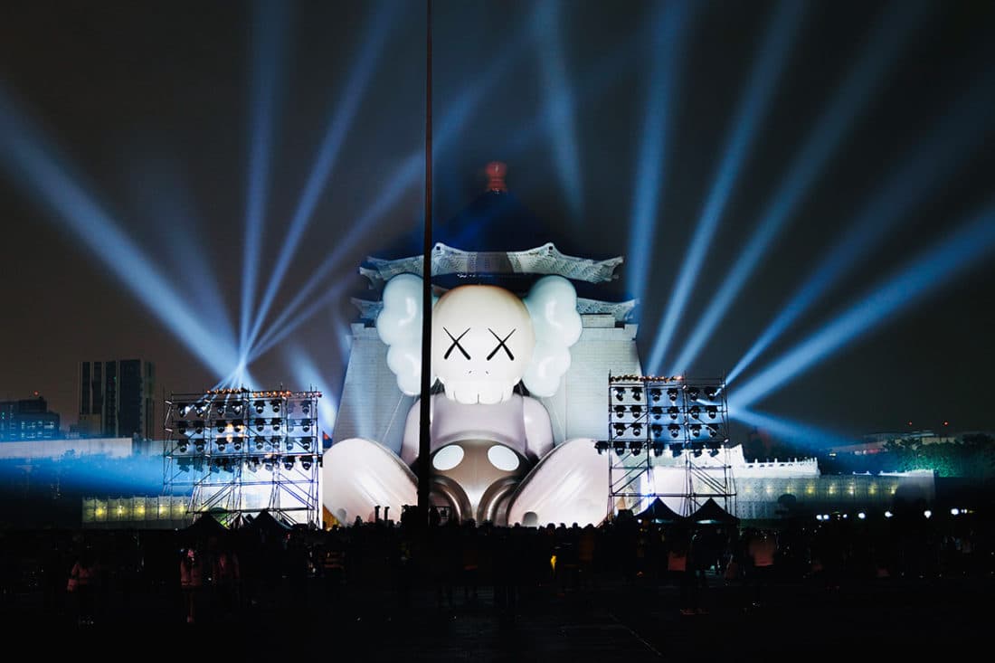 KAWS Holiday Taipei