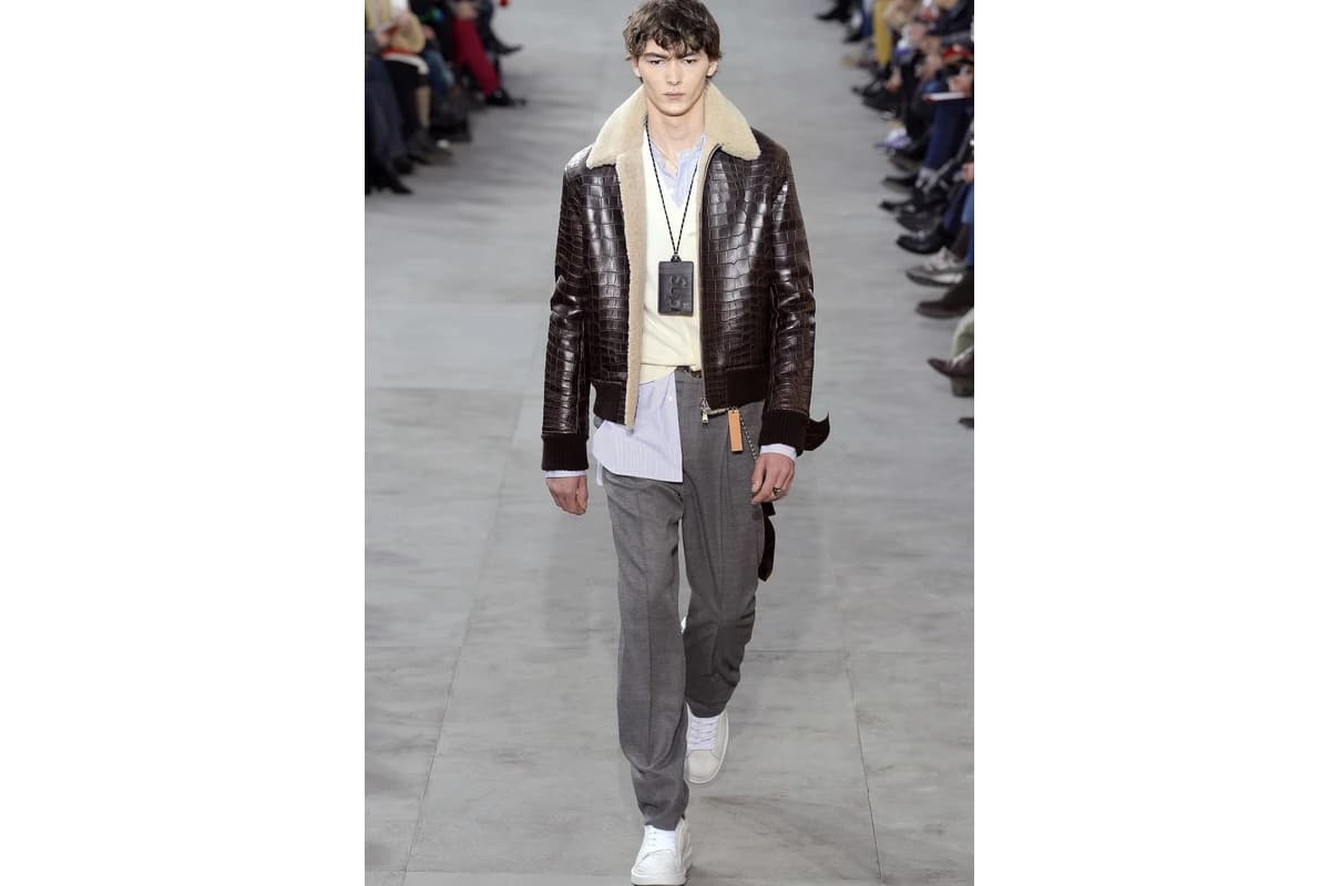 Louis Vuitton x Supreme Fall/Winter 2017 Men's Collection  Leather jacket  men, Genuine leather jackets, Leather fashion