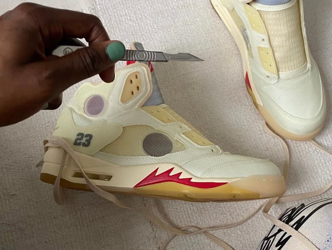 new jordans - sail off-white 5