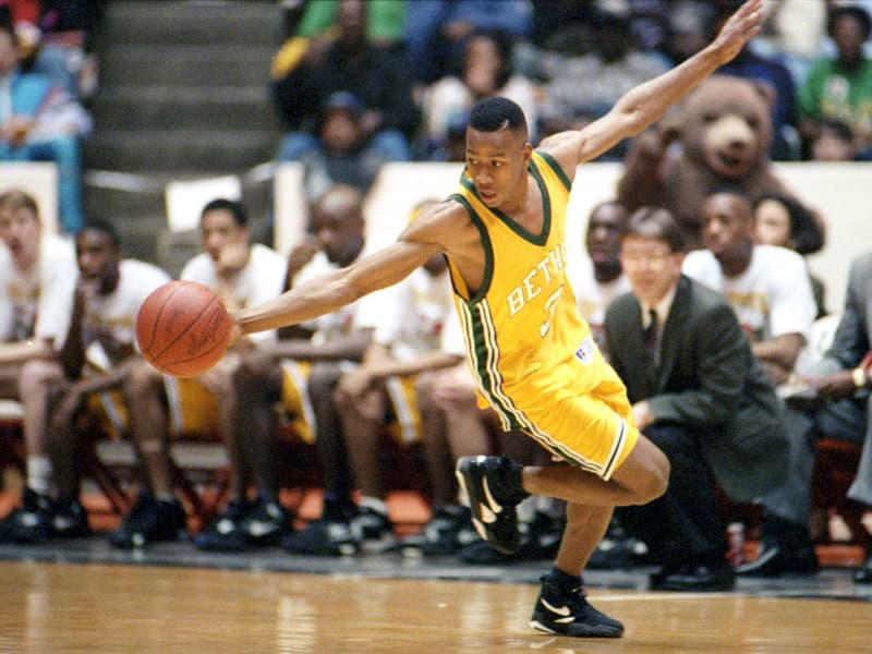 allen iverson shoes- nike air maestro flight 1