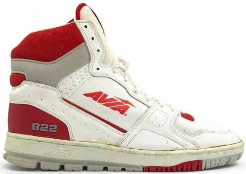 90s ジョーダン レストラン　ピンズ　バッジ　2点とオマケ 90s ジョーダン レストラン ピンズ バッジ 2点とオマケ - メルカリ