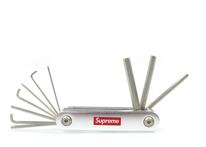 Supreme Lezyne
